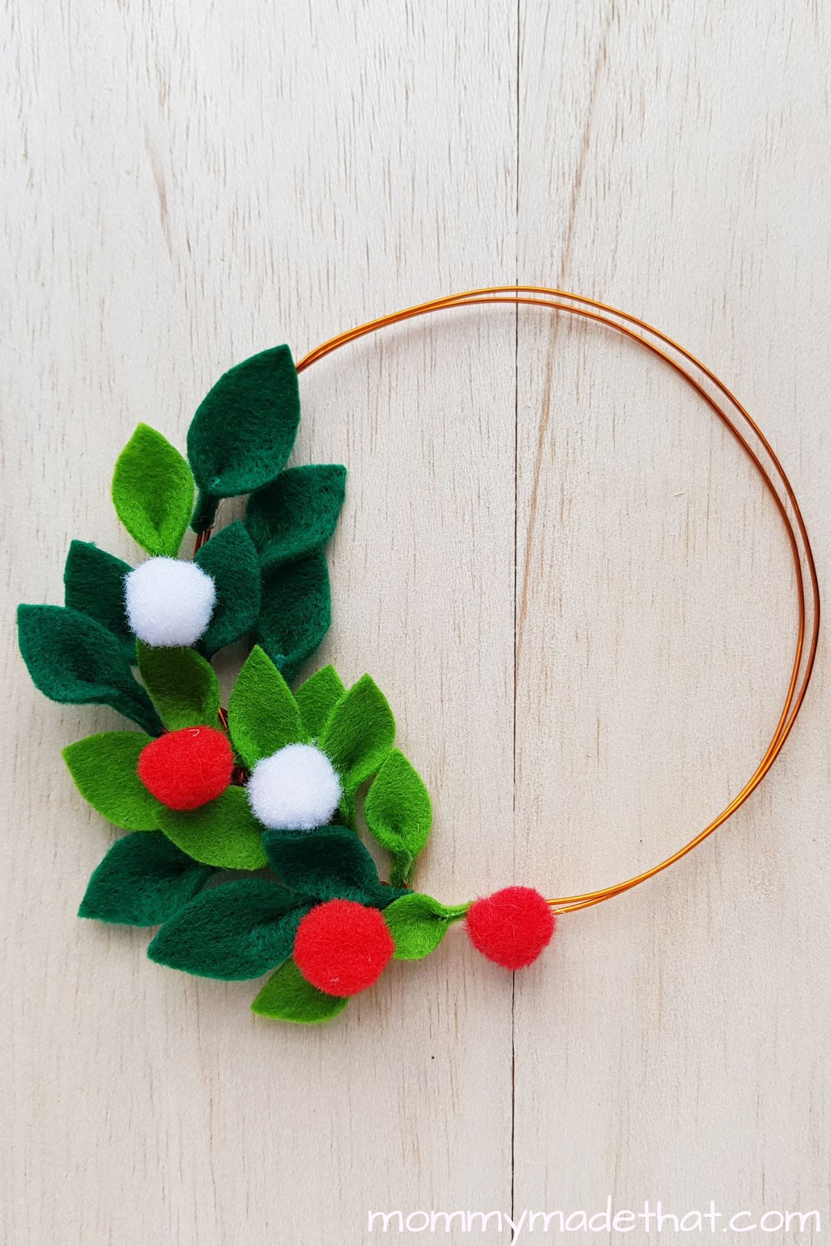 Felt Christmas wreath