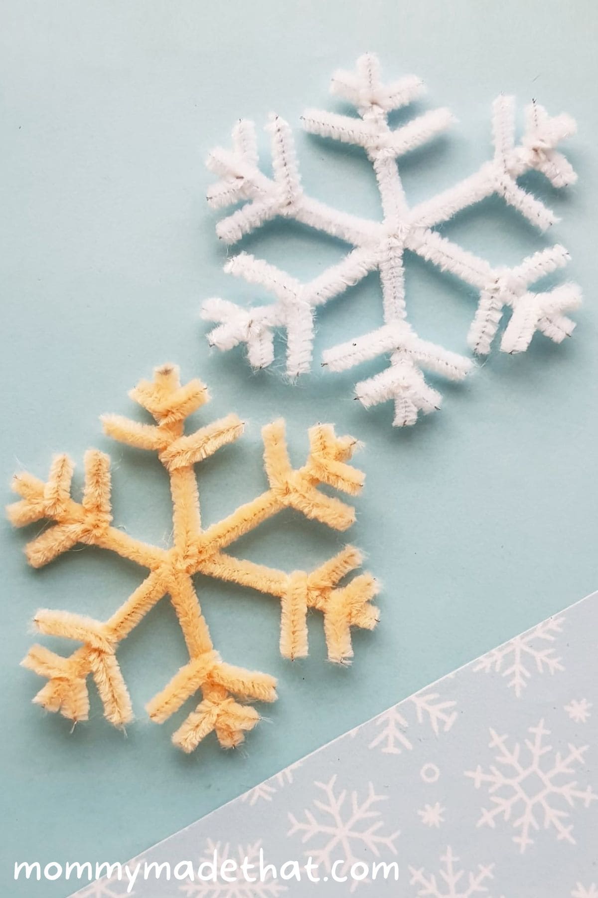 pipe cleaner snow flakes