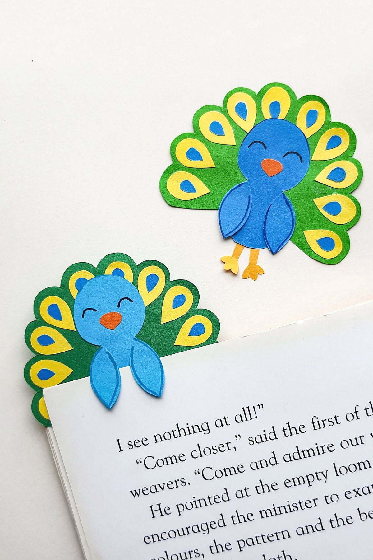 DIY bookmark peacock craft
