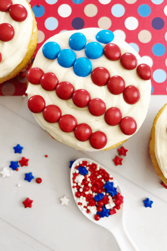 American flag cupcakes