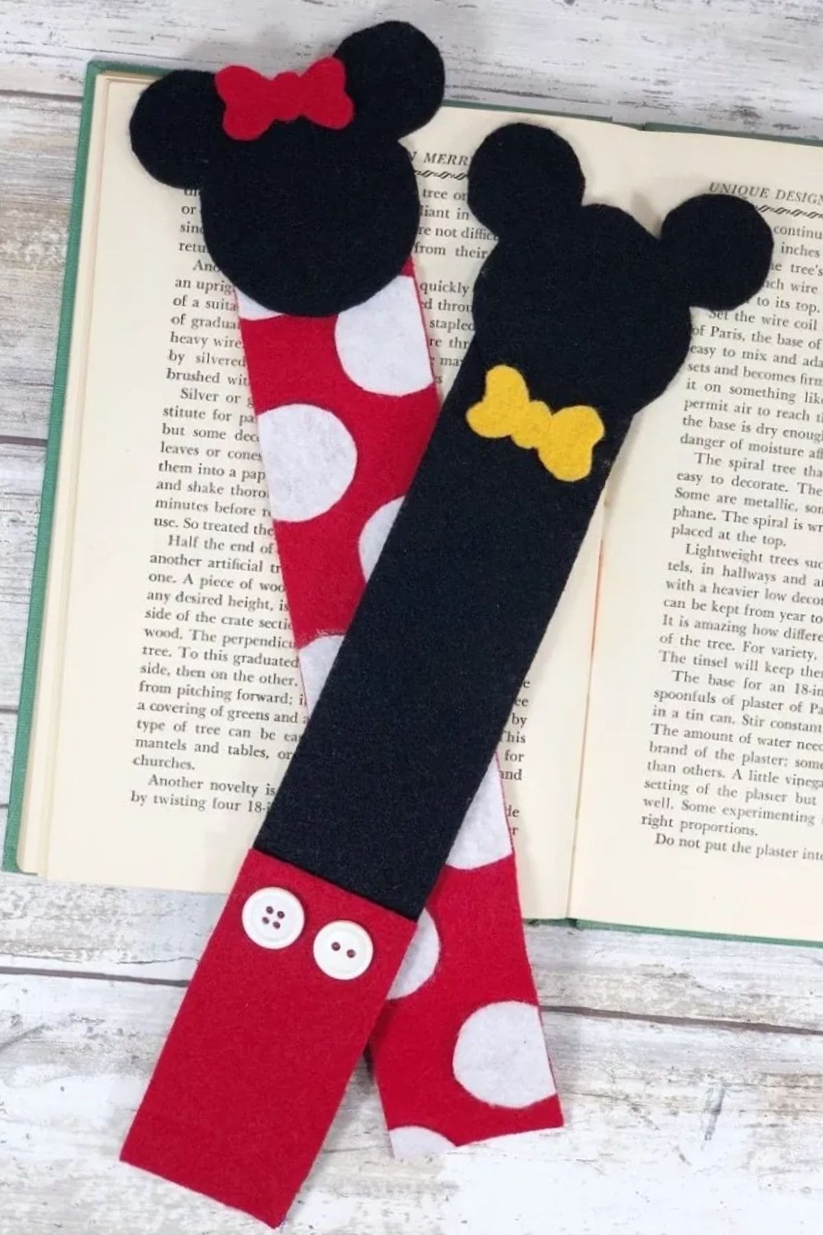 DIY disney bookmark for kids