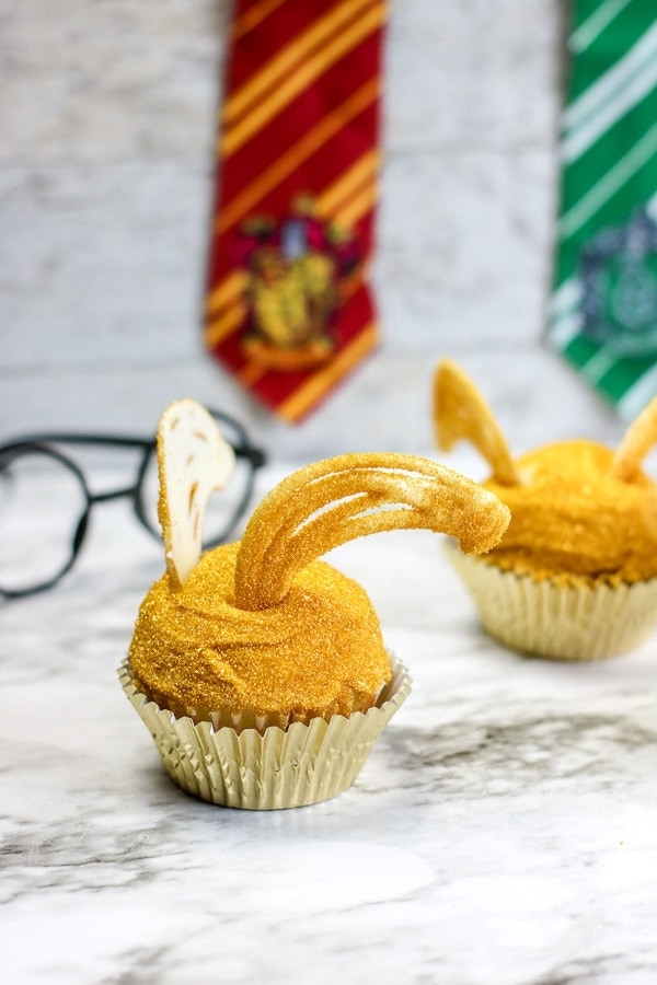 Golden Snitch Harry Potter Cupcakes