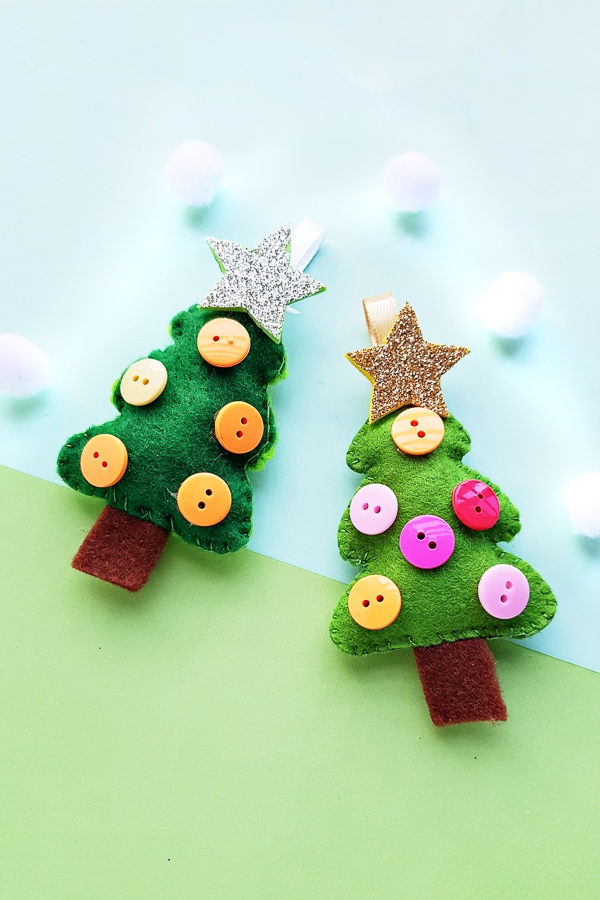 DIY Cute Felt Christmas Tree Craft with Buttons!