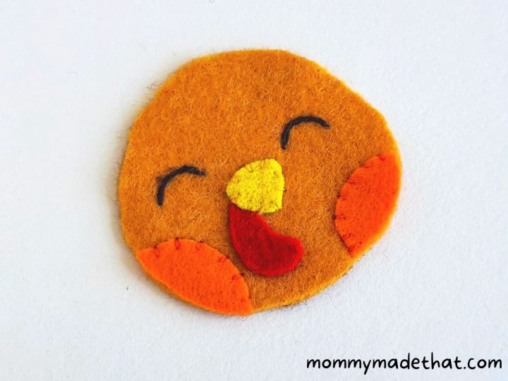 The Cutest Felt Turkey (With Free Printable Pattern!)