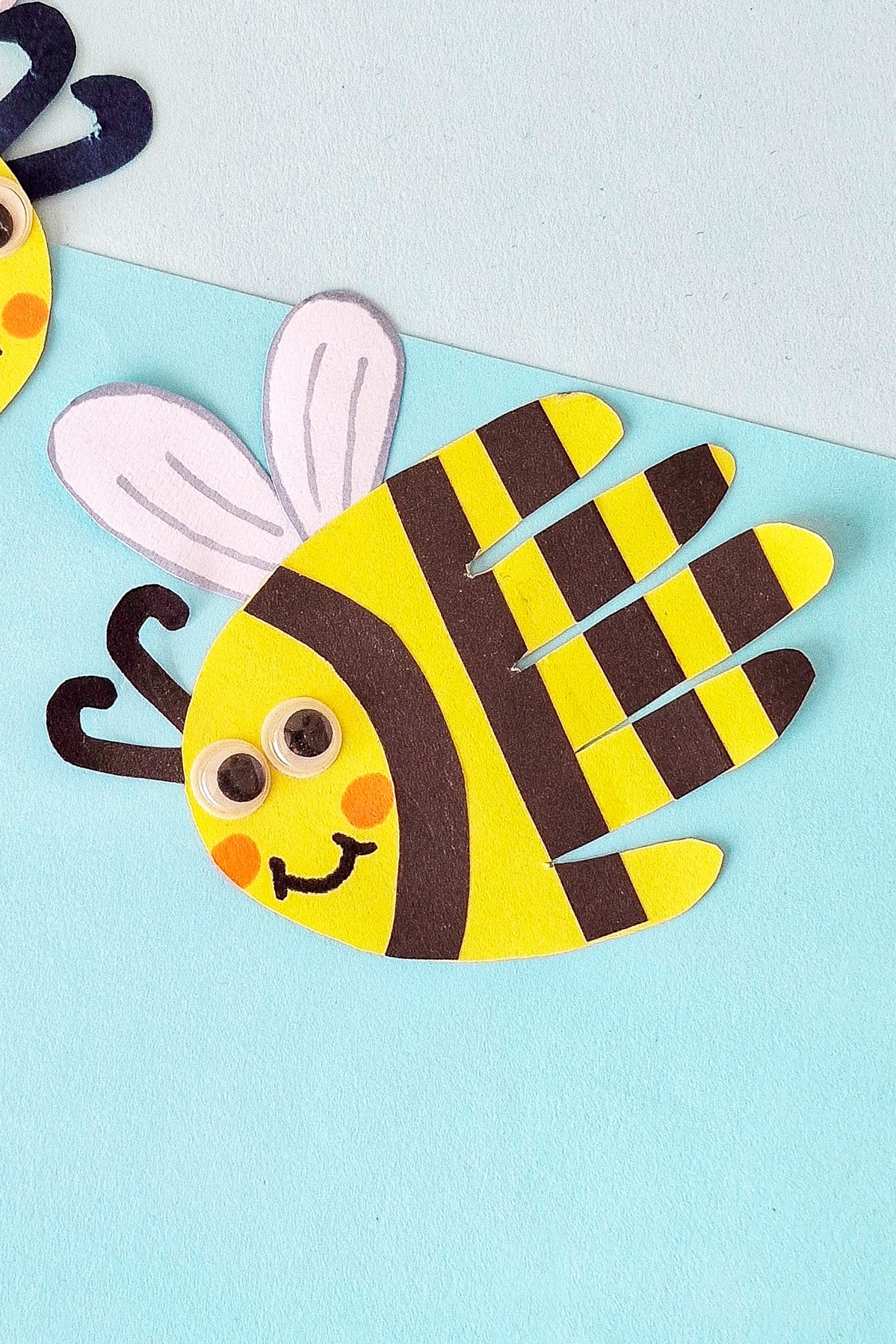 Handprint bee craft.