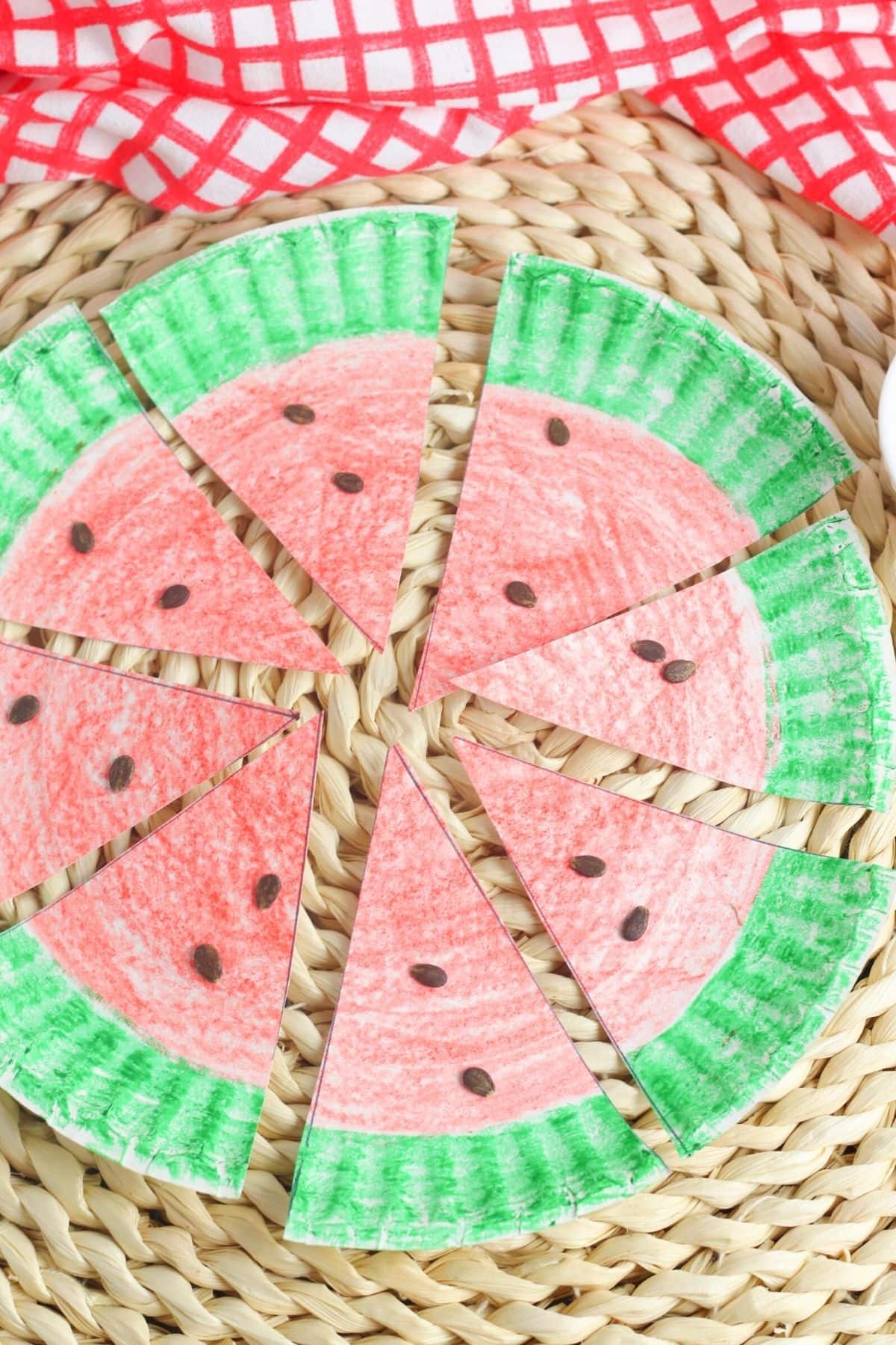 paper plate watermelon