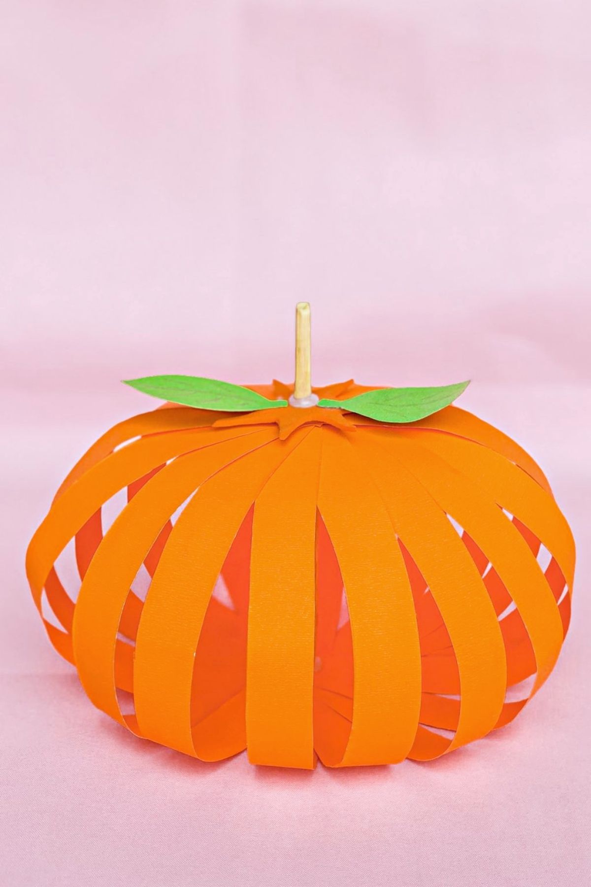 paper strip pumpkin craft